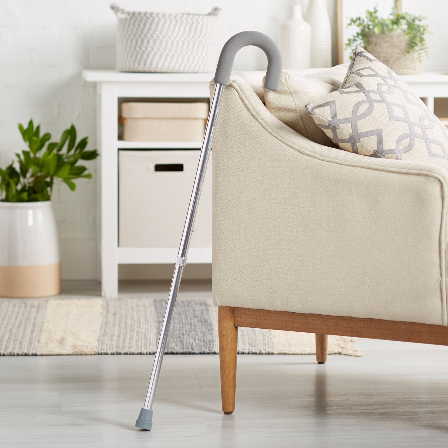 CANE, W/FOAM GRIP RND HNDL ALUM (6EA/CS)