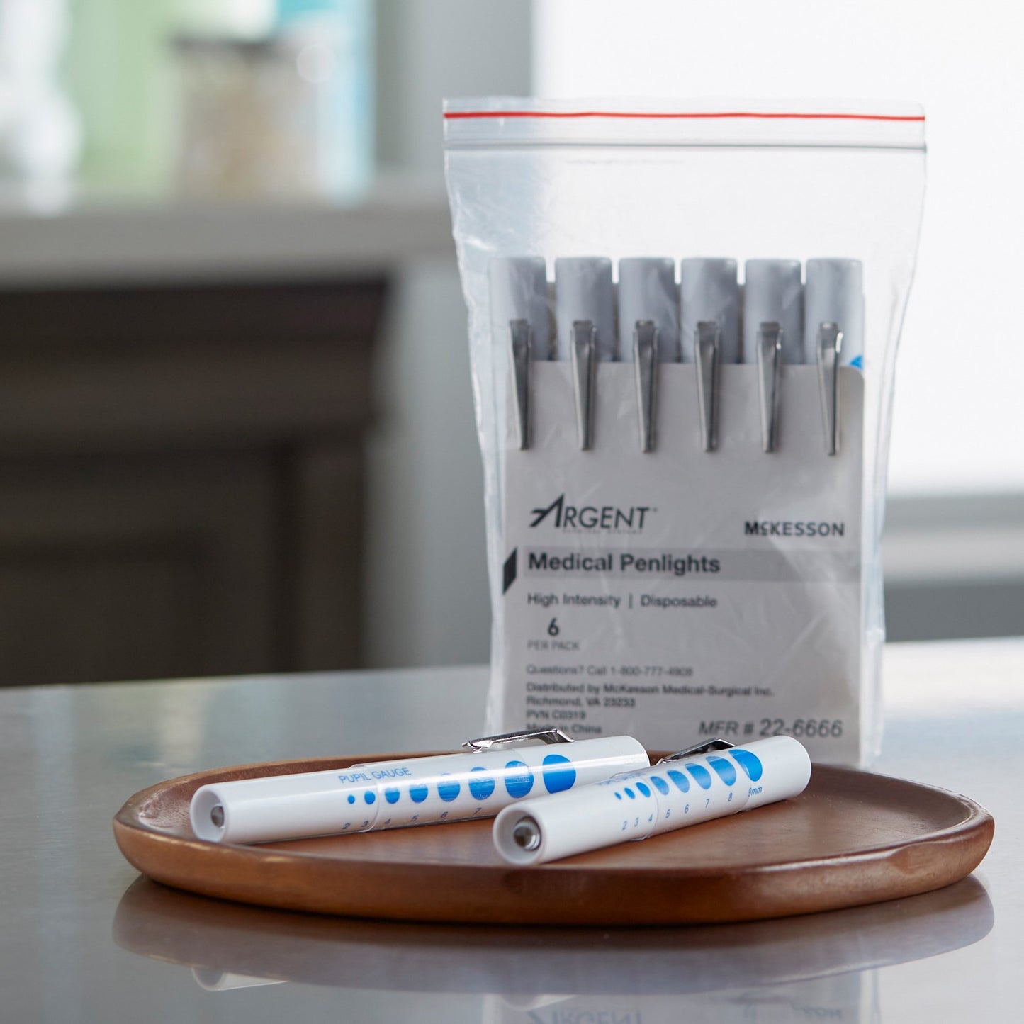 PENLIGHT, W/PUPIL GAUGE DISP (6/PK)