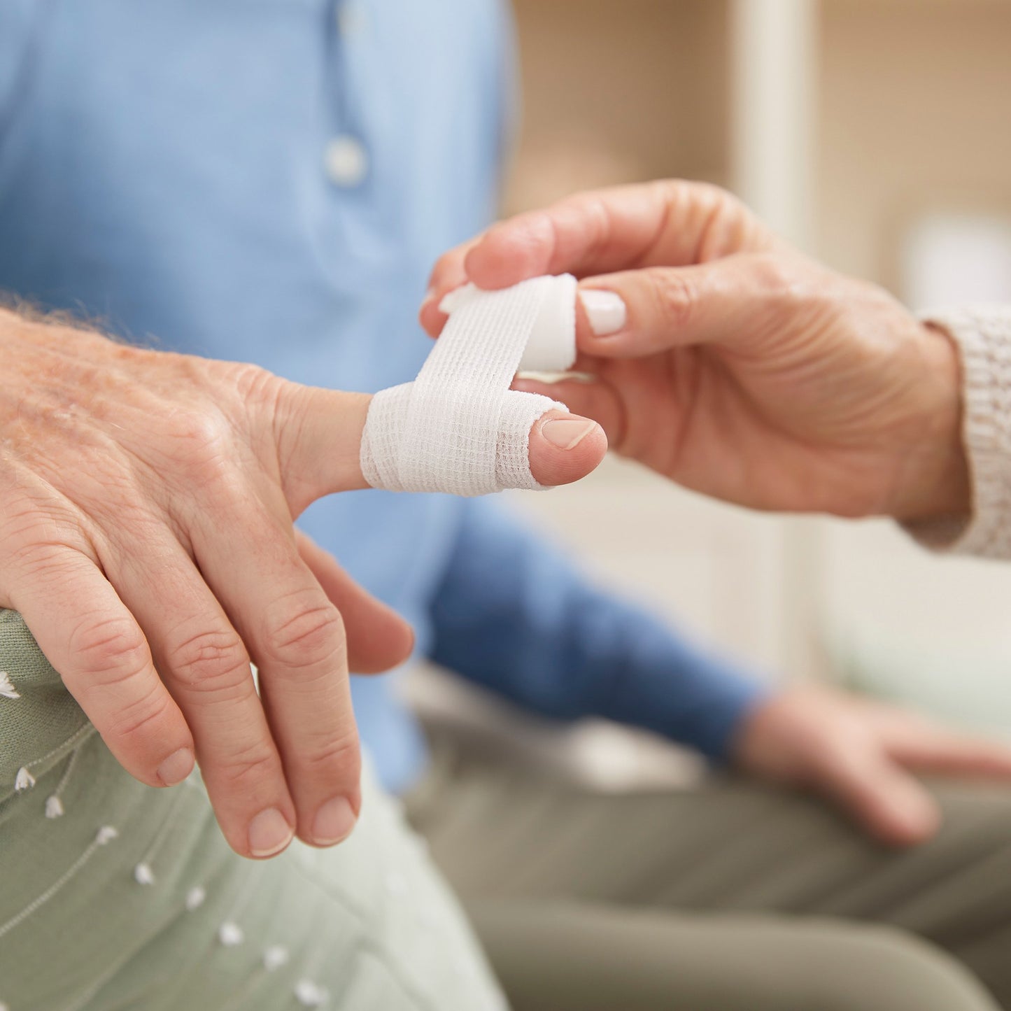 BANDAGE, CNFRM STR LF 1"X1.7YDS (1/PK 24PK/BG 4BG/CS)