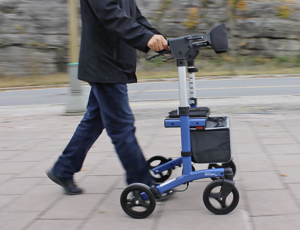 Triumph Super Low Rollator