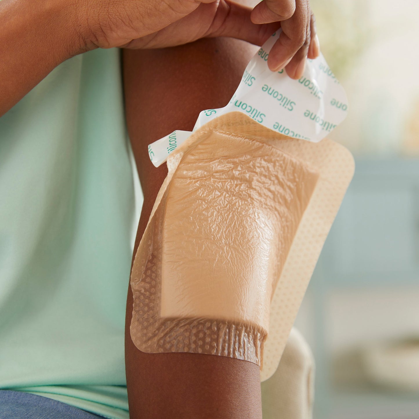 FOAM, ADH SIL W/BORDER 6"X6" (10/BX 20BX/CS)